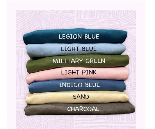 HELLO. I'M LATE SWEATSHIRT