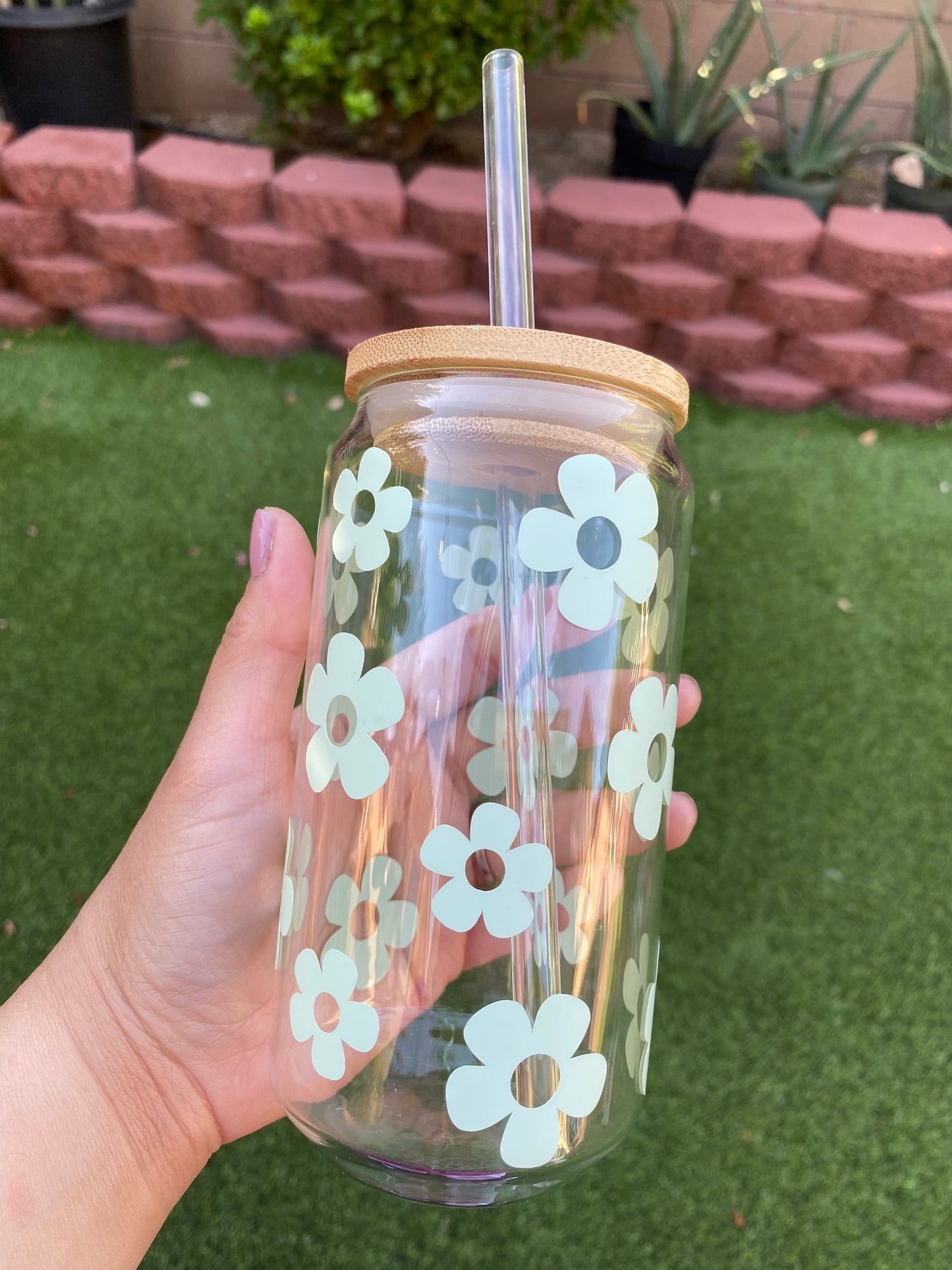 RETRO DAISY FLOWERS CAN GLASS